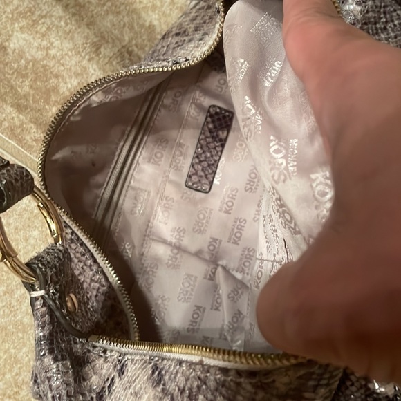 Snakeskin Michael Kors purse - Picture 3 of 4